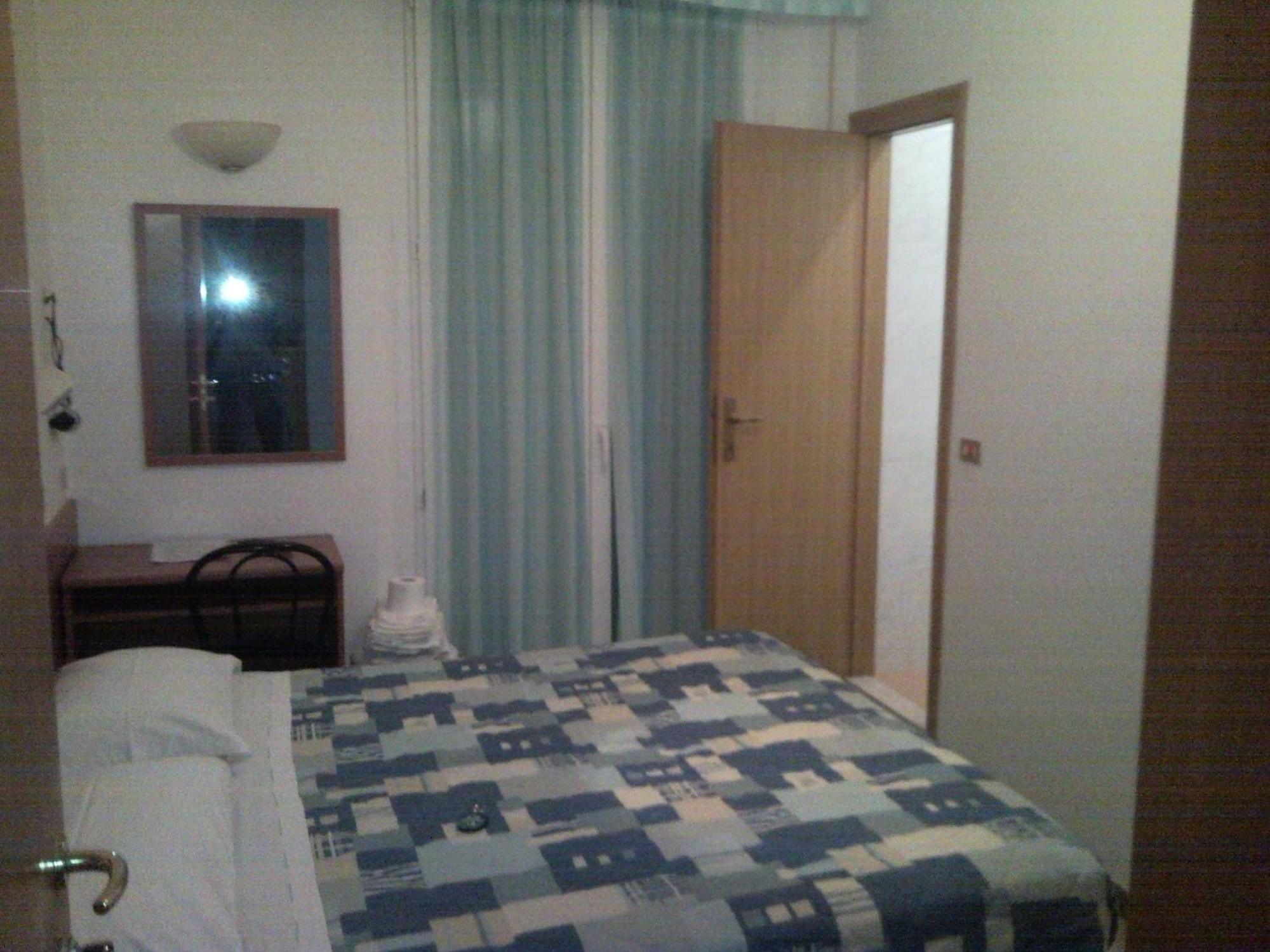 Hotel Trinidad Rimini Extérieur photo