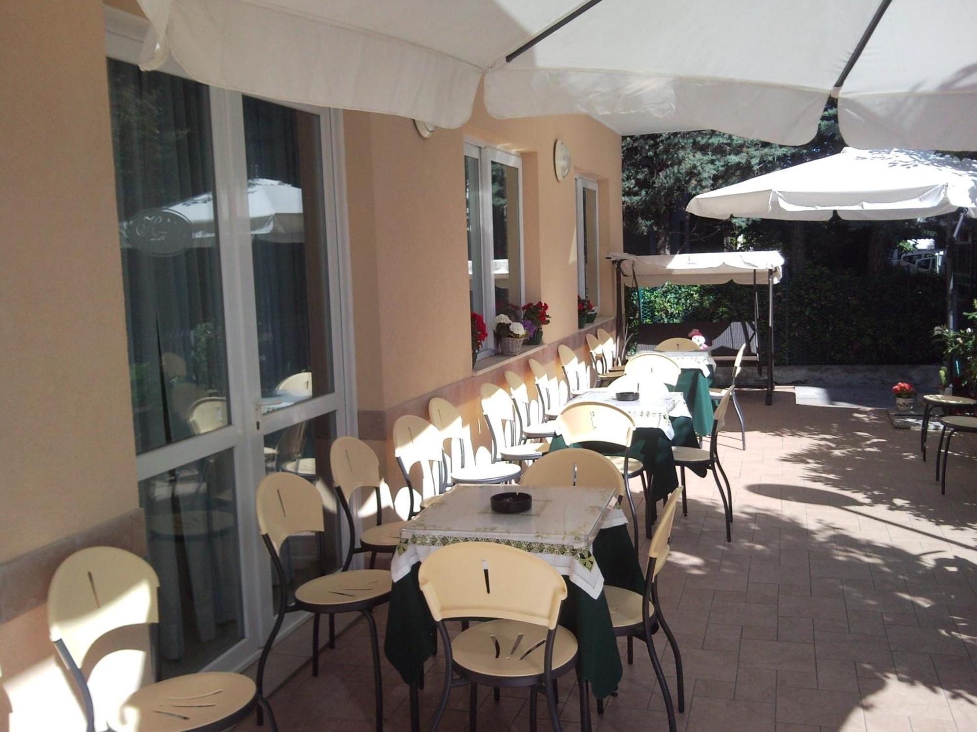 Hotel Trinidad Rimini Extérieur photo