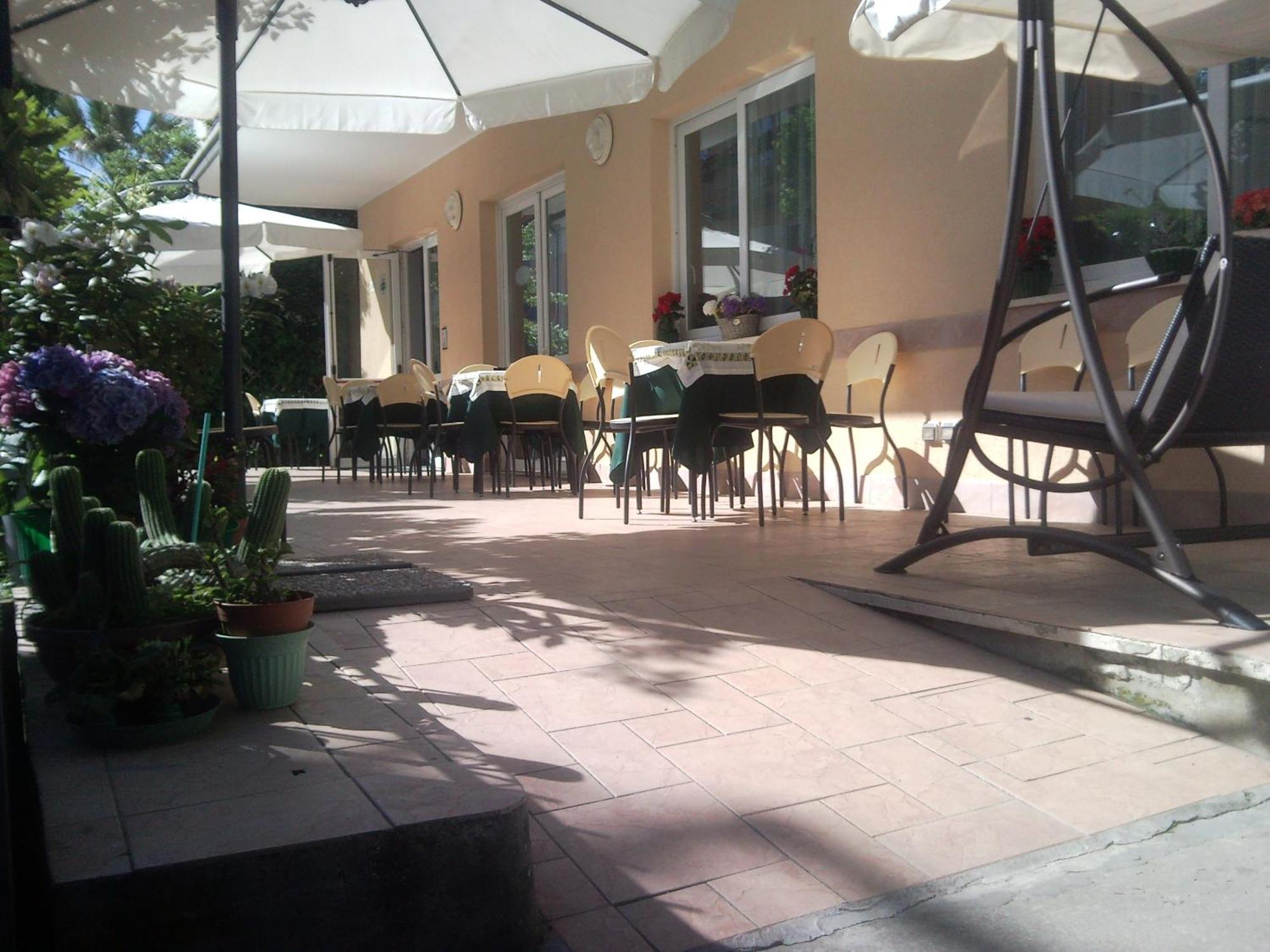 Hotel Trinidad Rimini Extérieur photo