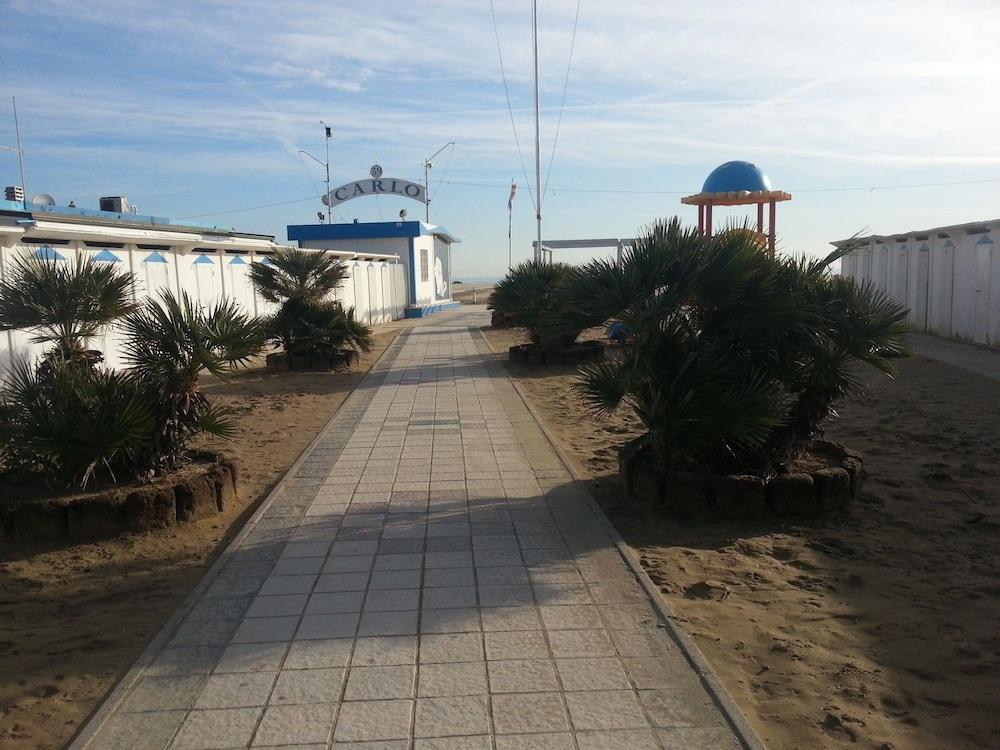 Hotel Trinidad Rimini Extérieur photo